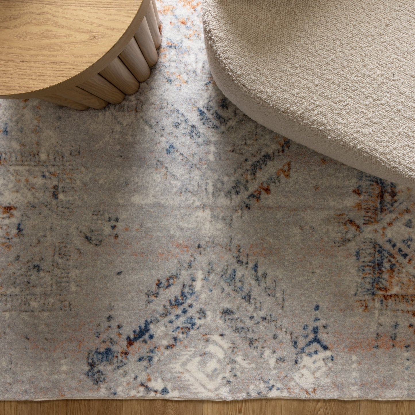 Cloud Ornate in Multicolured Rug