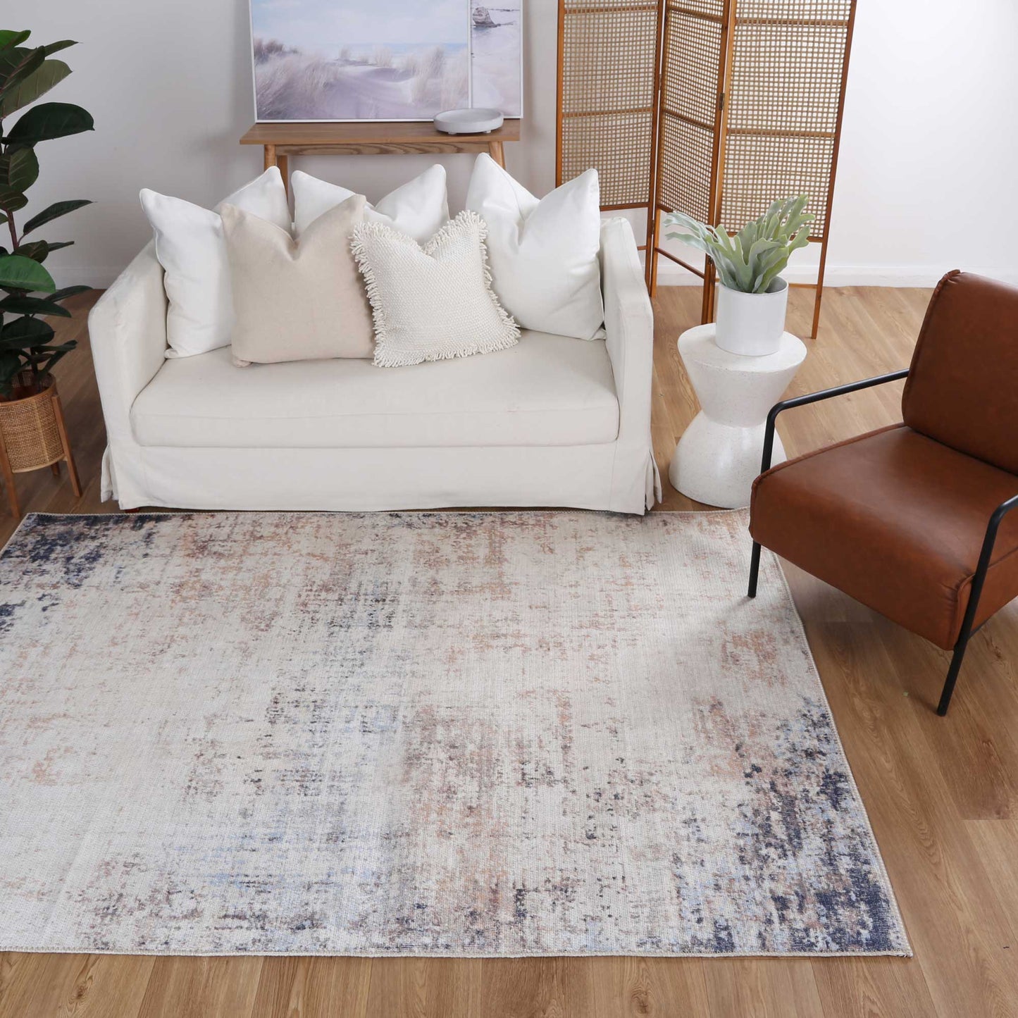 Euphrates Hafriyat In White & Blue Rug