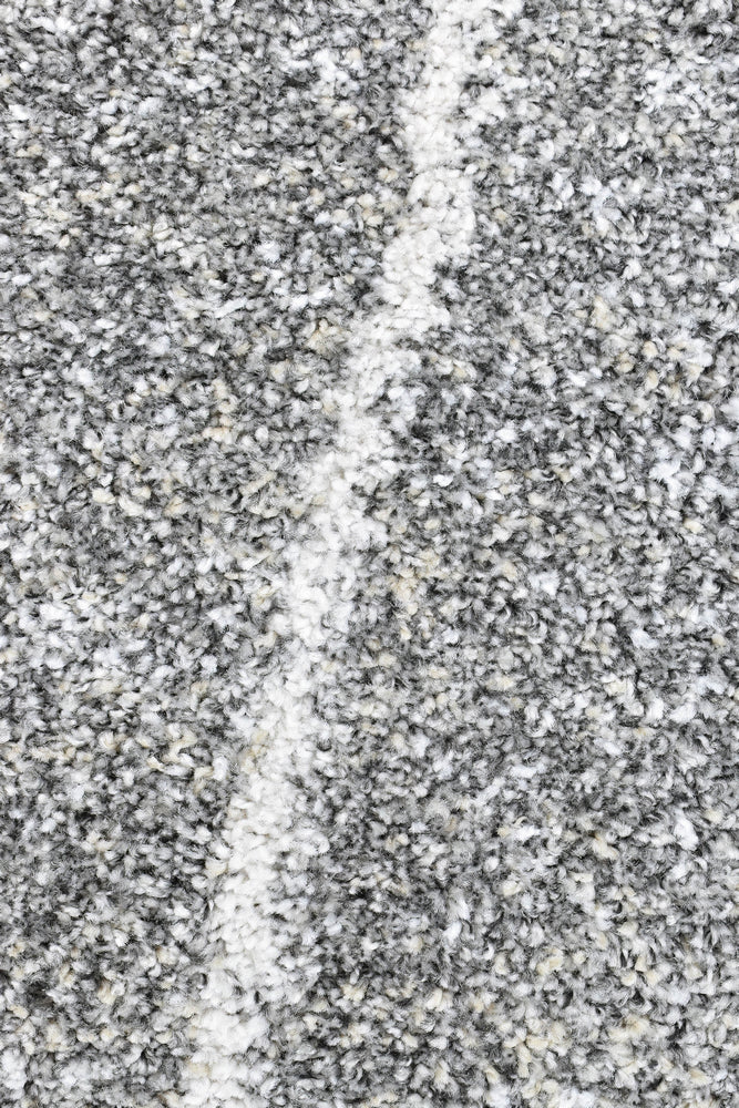 Alpha Shaggy Bedrock In Grey Rug