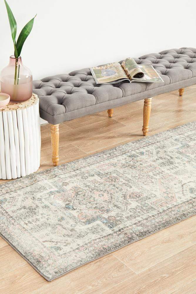 Avenue in Silver : Runner Rug