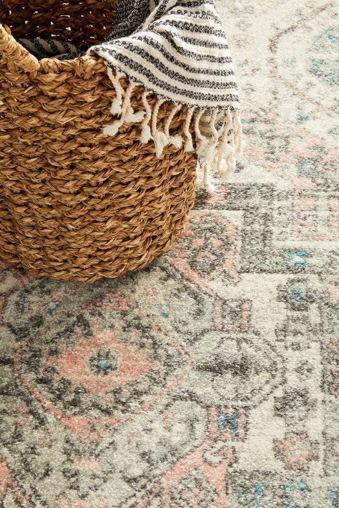 Avenue in Silver : Runner Rug