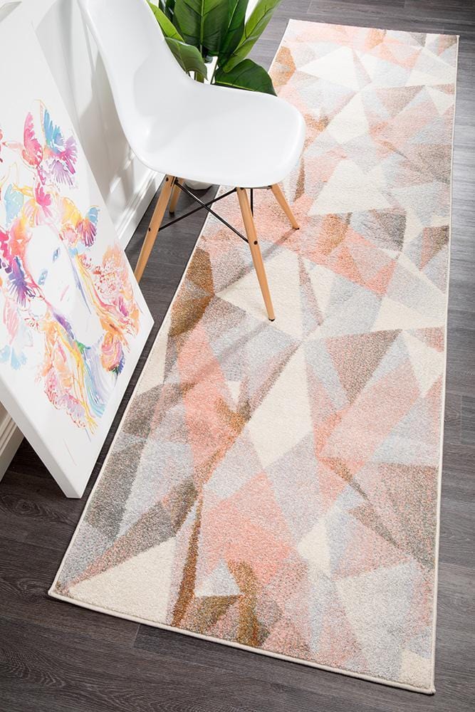 Dim rug in warm neutral tones