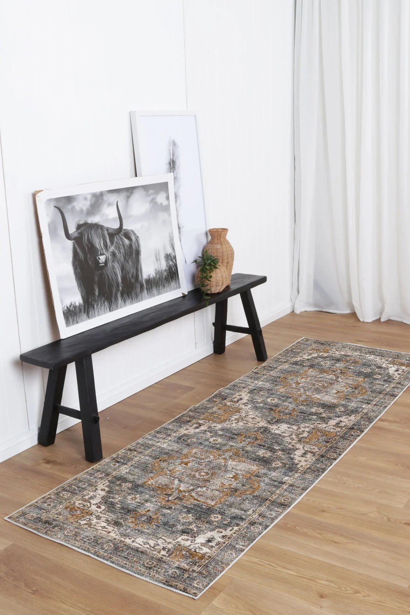 Distressed Vintage Oxus Desert Round Rug – Grey Washable Style