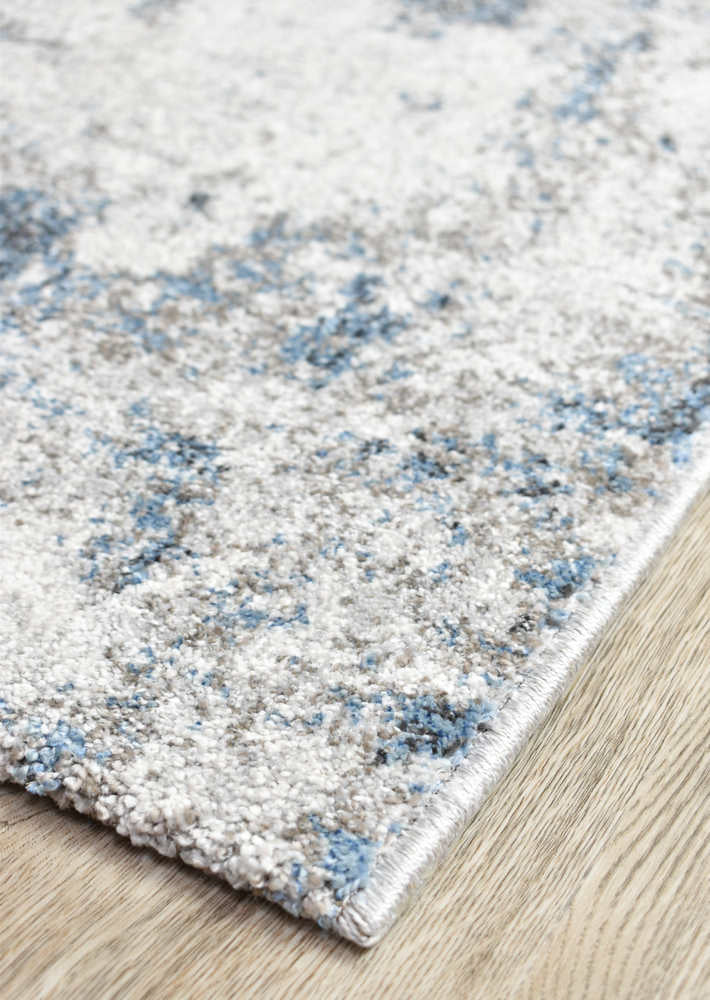 Chester 25 In Blue : Runner Rug