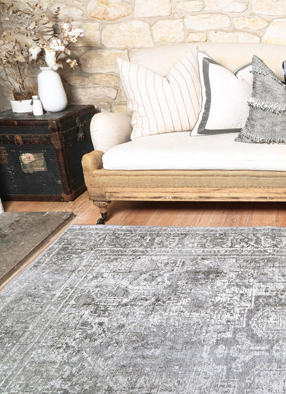 Distressed Vintage Chilaz In Grey Rug