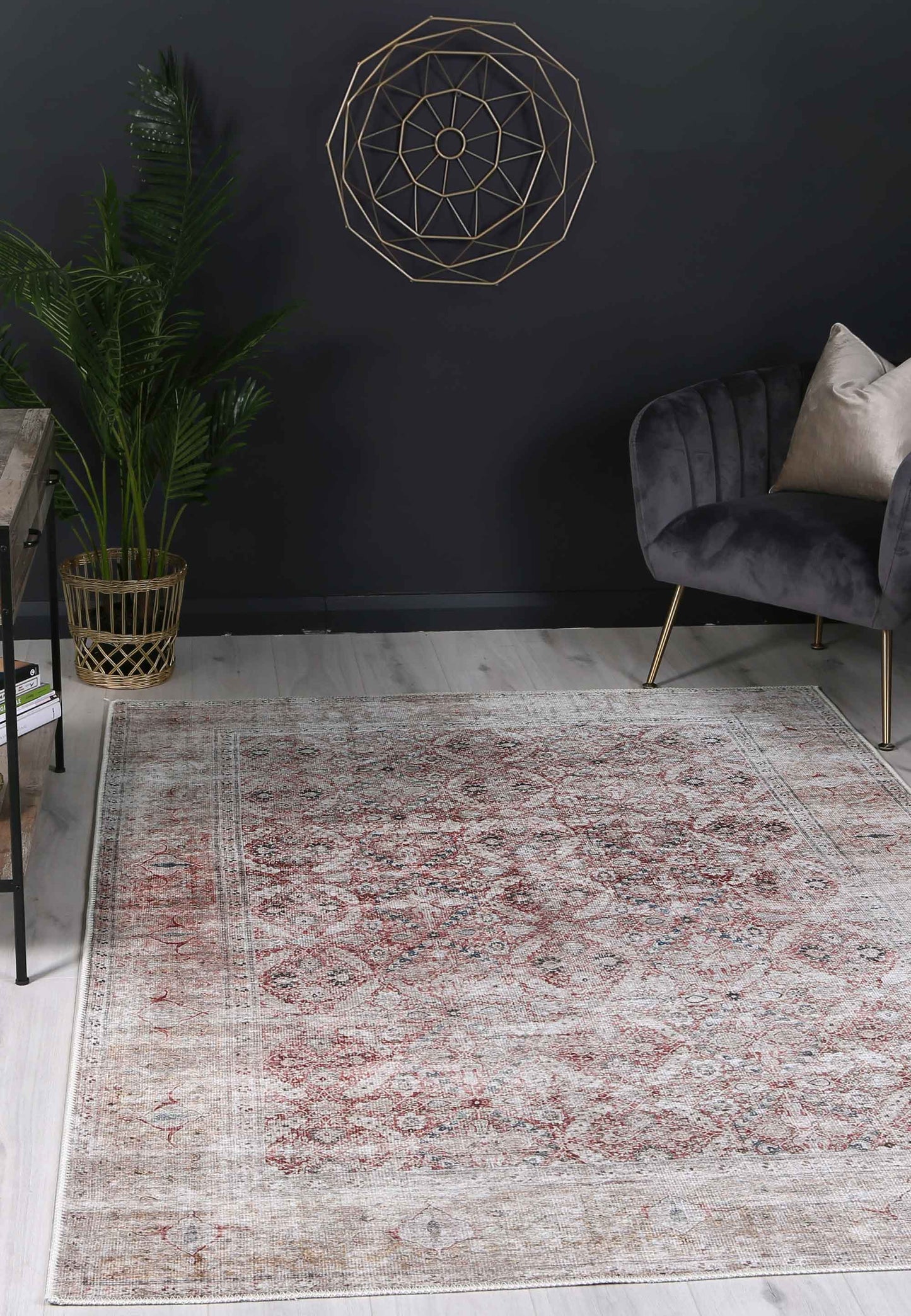 Distressed Vintage Levent In Pink Rug