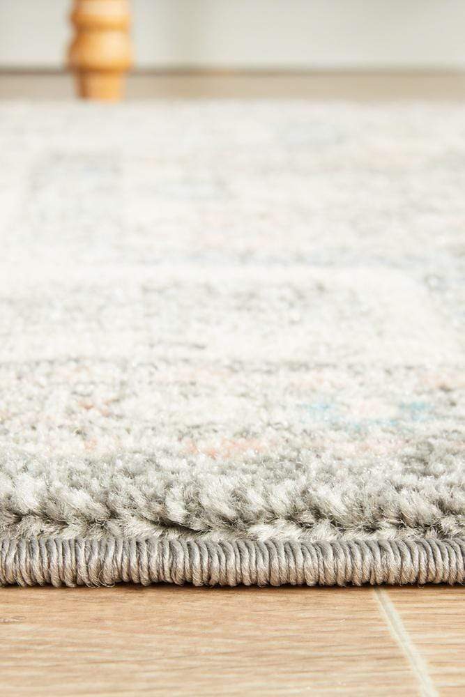 Avenue in Silver : Runner Rug