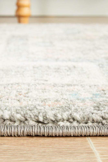 Avenue in Silver : Runner Rug