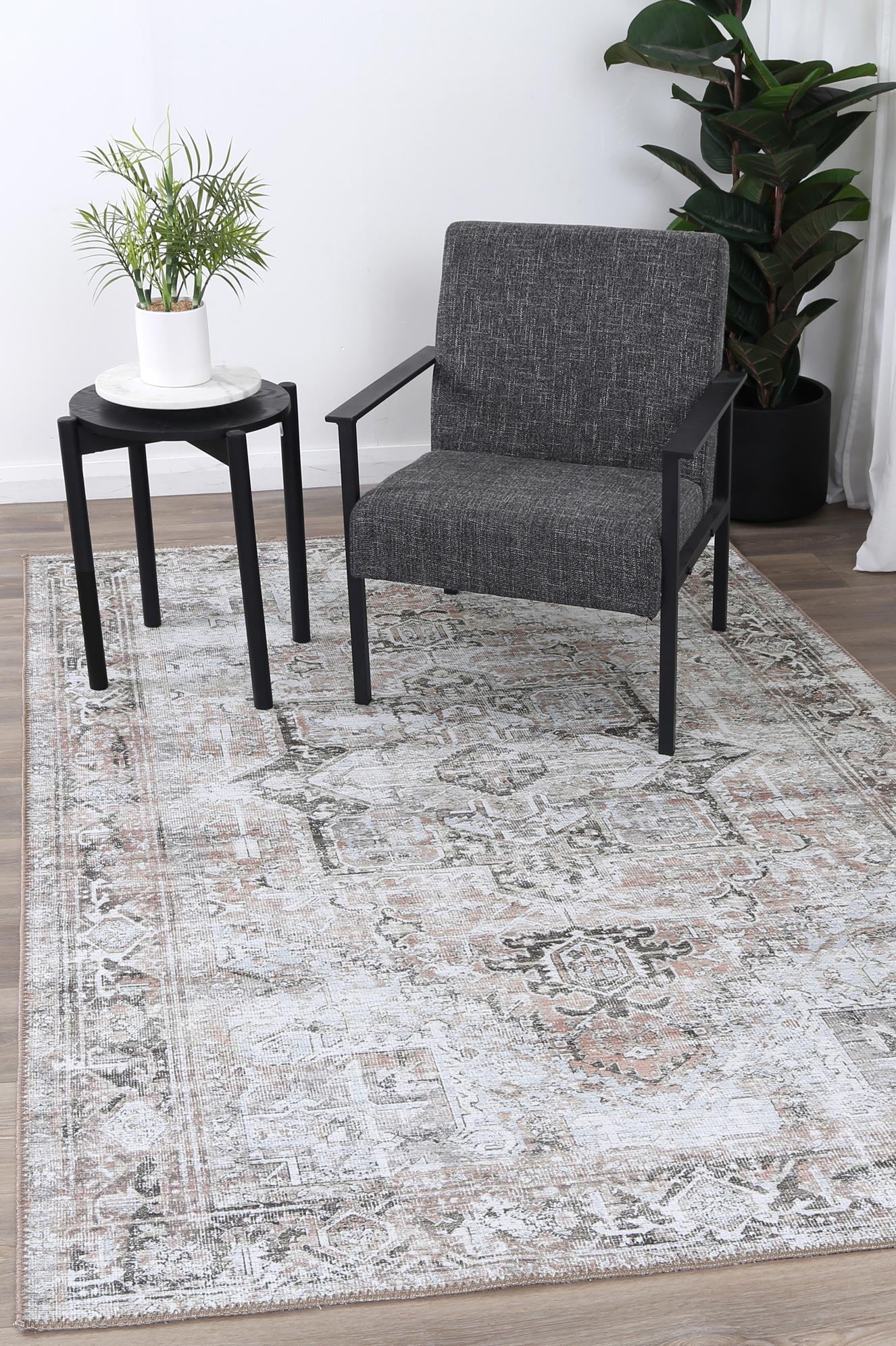 Euphrates Nuzi In Grey & White Rug