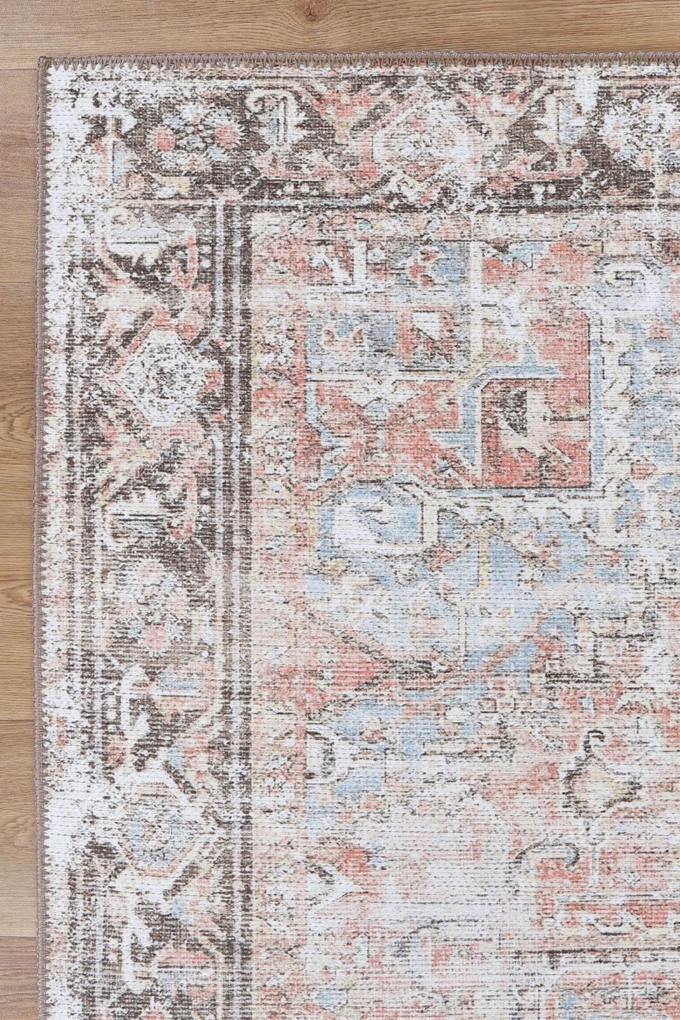 Euphrates Nuzi In Multicolour Rug