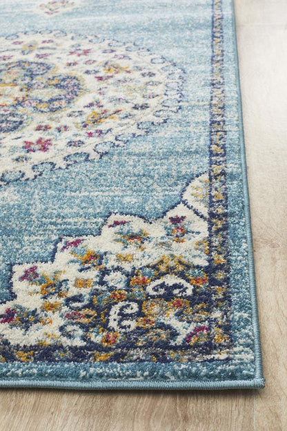 Babylon in Light Blue : Runner Rug