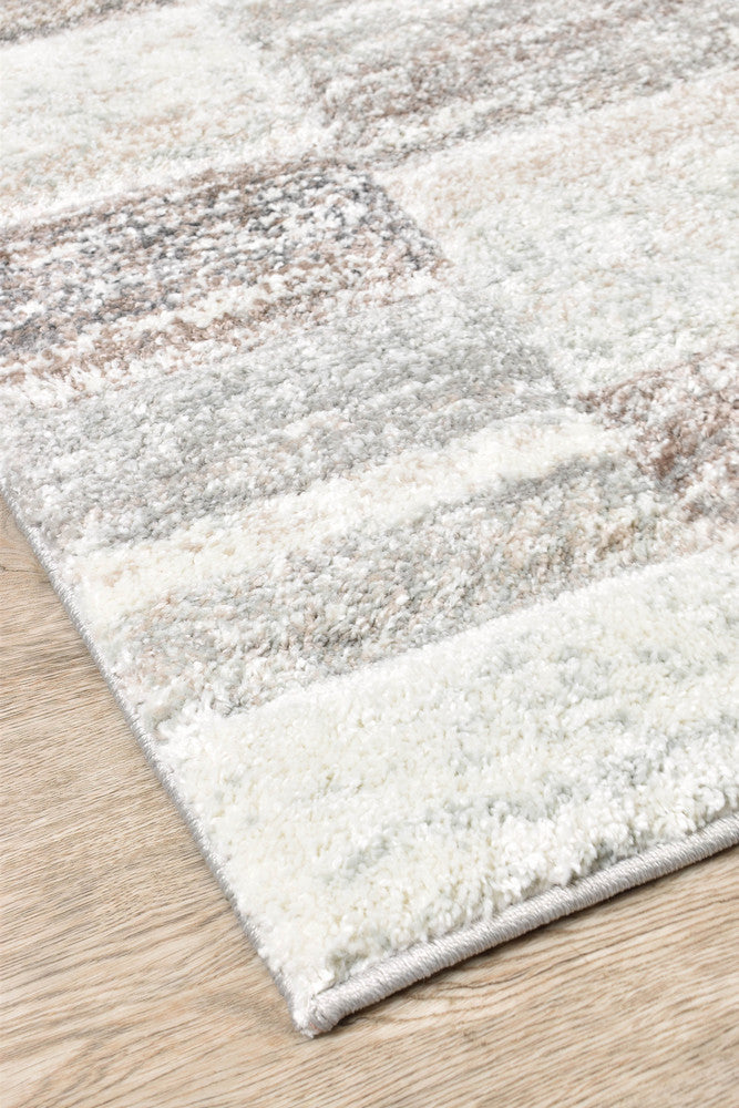 Castin Rhodes 72 In Grey Rug