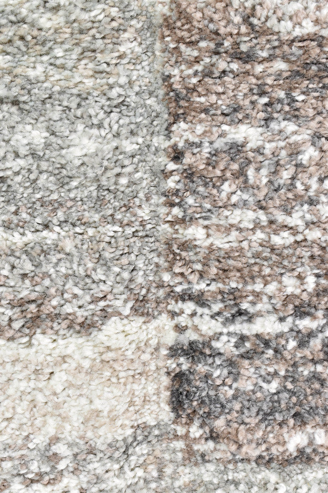 Castin Rhodes 72 In Grey Rug