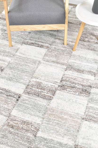 Castin Rhodes 72 In Grey Rug