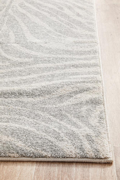 Chrome Savannah In Silver : Runner Rug