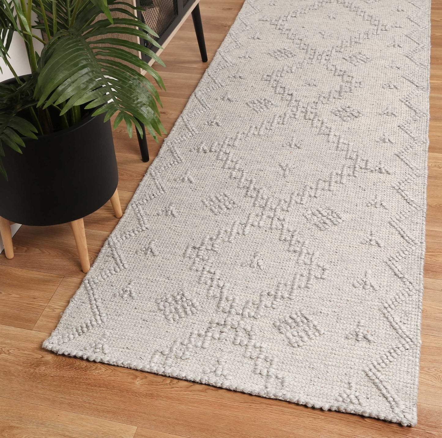 Goa Aztec Wool Blend In Grey Rug
