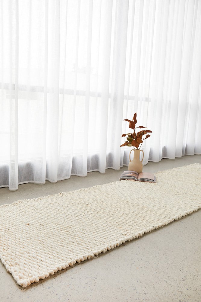 HIVE Modern Style In White : Runner Rug