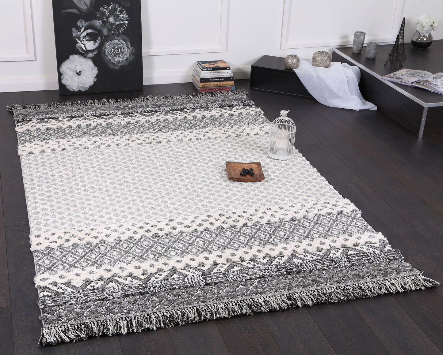 Karzey Dhankar Tribal In Grey Rug