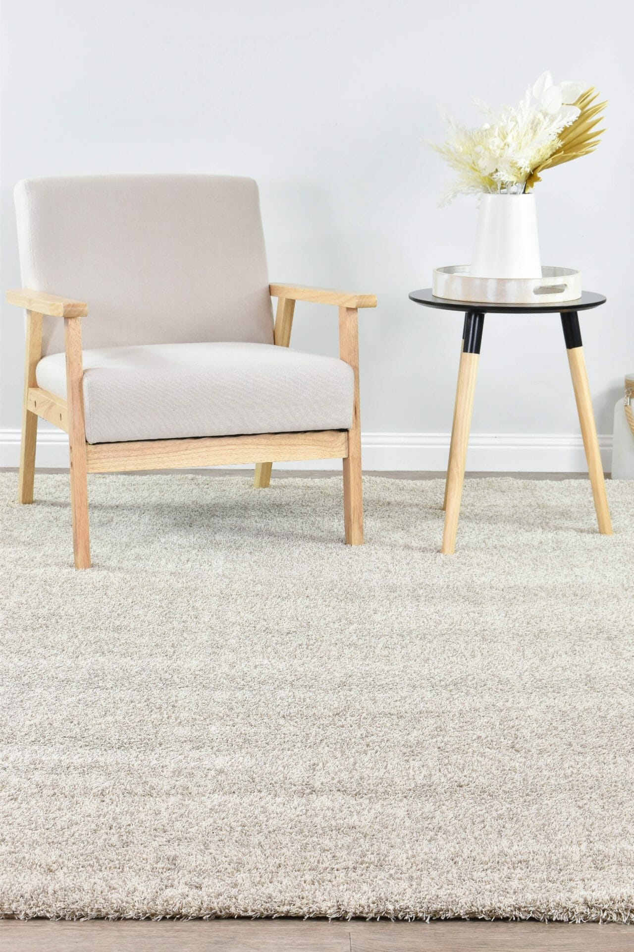 Lila Monochromatic Genteel Elegance Shaggy Pile 040 In Latte Rug