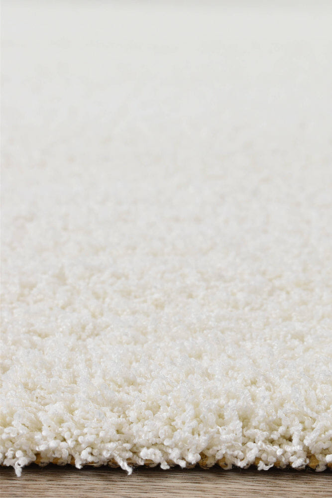 Lila Monochromatic Genteel Elegance Shaggy Pile 060 In Snow White Rug