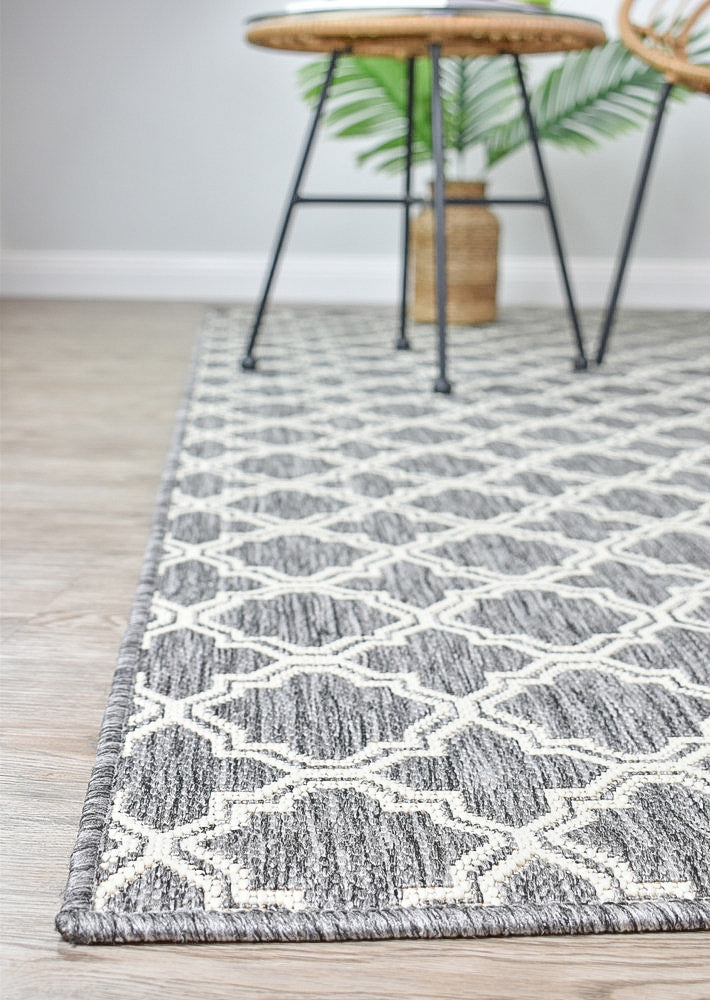 Alaska 989 in Light Grey : Runner Rug