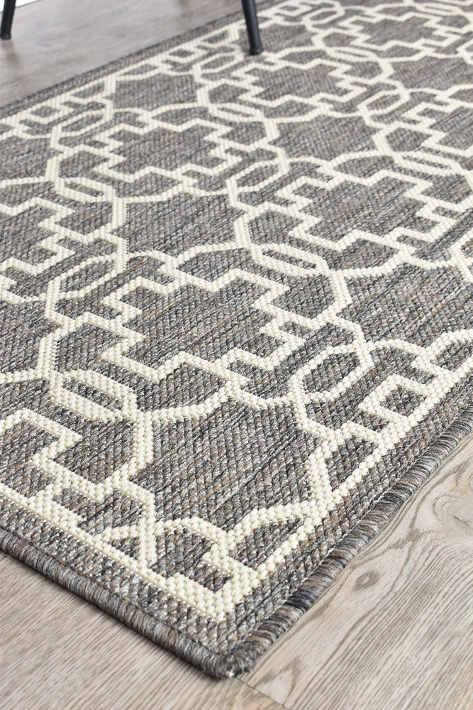 Alaska 208 in Brown & Cream Rug