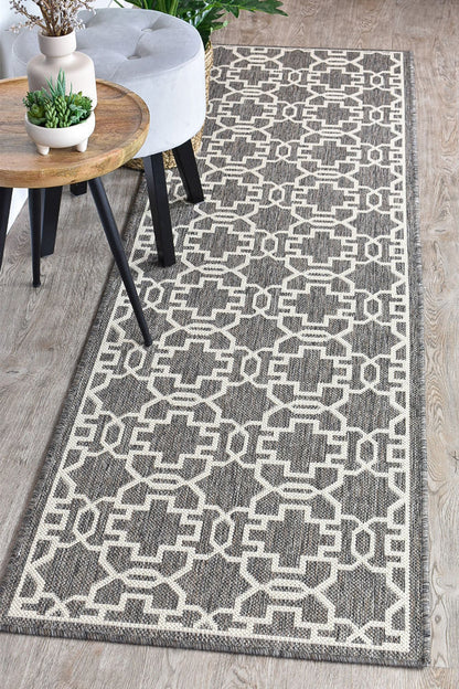 Alaska 208 in Brown & Cream Rug