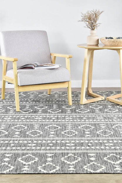 Alaska 333 in Grey & Cream : Runner Rug