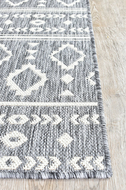 Alaska 333 in Grey & Cream : Runner Rug