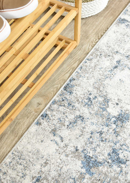 Chester 25 In Blue : Runner Rug