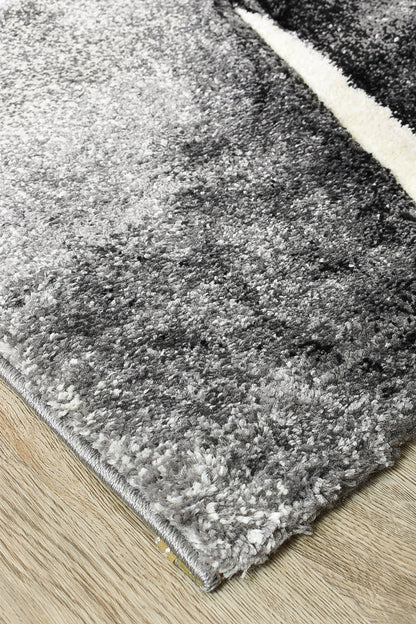 Dahlia 37 In Dark Grey & White Rug