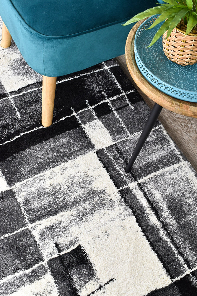 Dahlia 297 In Dark Grey & Black Rug