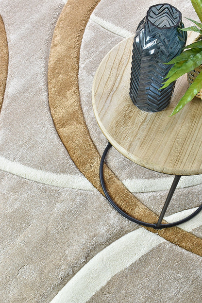 Dahlia 798 In Beige & Dark Beige Rug