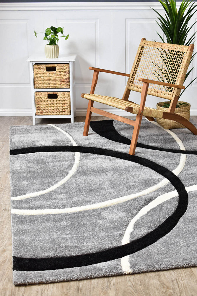 Dahlia 798 In Light Grey & Black Rug