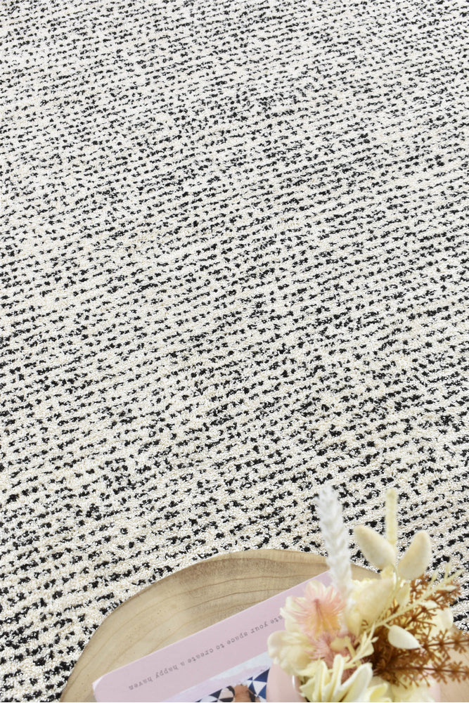 Nima Polka 70623 366 In Ivory Rug