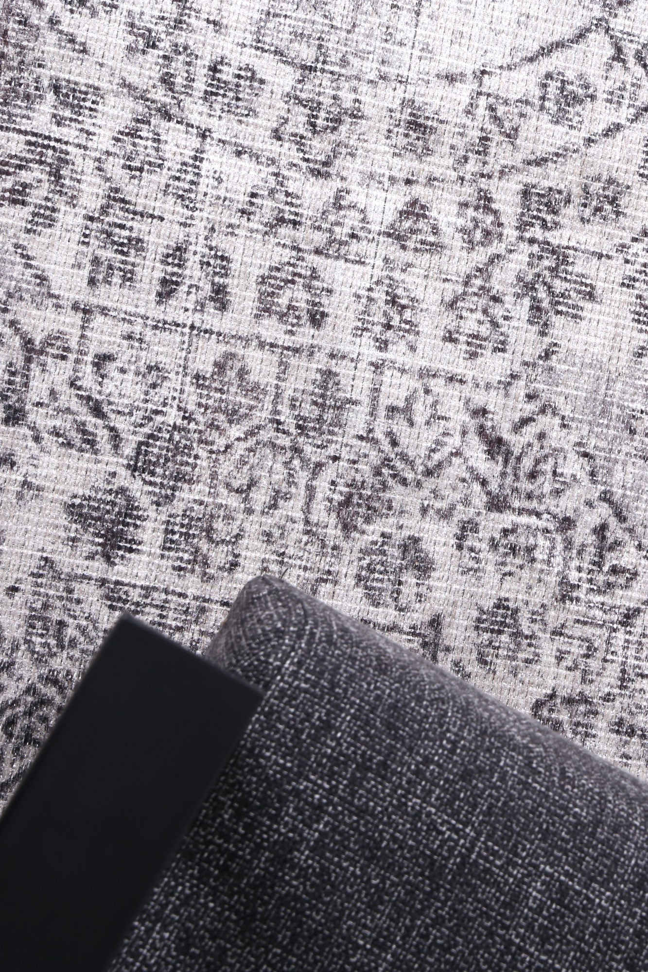 Versailles Winter In Grey Rug