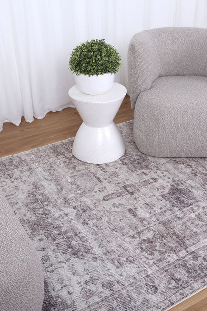 Chateau Ash In Silver Rug